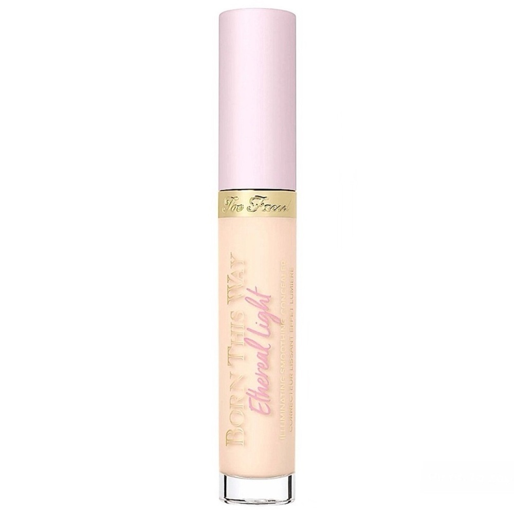 Too Faced Vanilla Wafer Born This Way Ethereal Light Illuminating Concealer